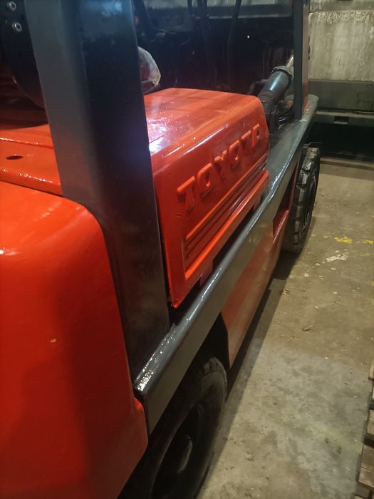 Empilhador Toyota 1.5 a GPL