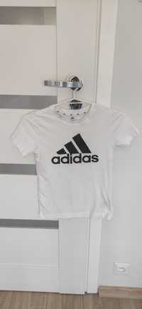 Koszulka t shirt r 140 Adidas oryginalna