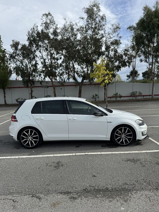 Volkswagen Golf 7 GTE | 93mil Km