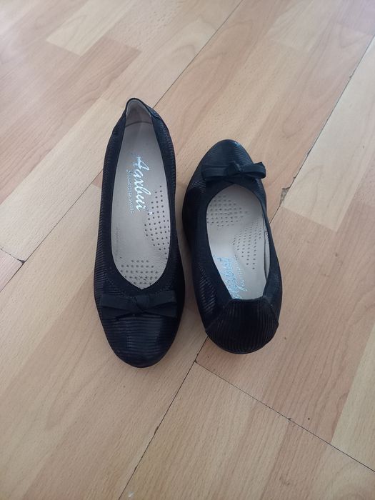 Buty na obcasie skóra naturalna