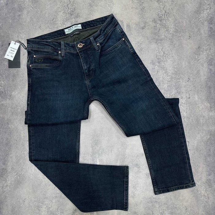 Крутезні чоловічі джинси Armani)