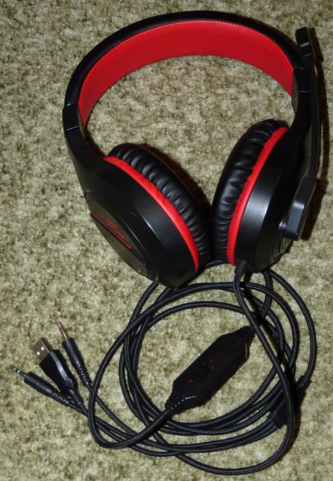 Ігрова гарнітура (навушники+мікрофон) Colusi CLS100 Pro+Gaming 3.5+USB