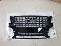 Решітка радіатора на Audi Q5 2008-2012 рік в стилі S-Line SQ5 RS rsq5