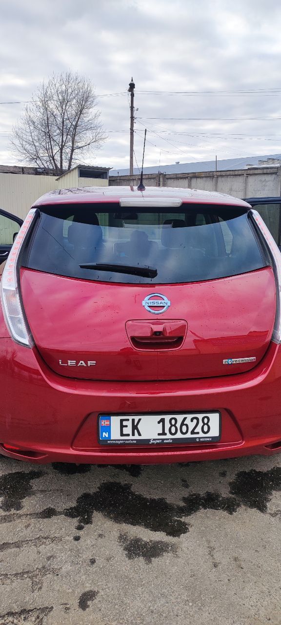 Nissan LEAF 30 kWh 2016 рік