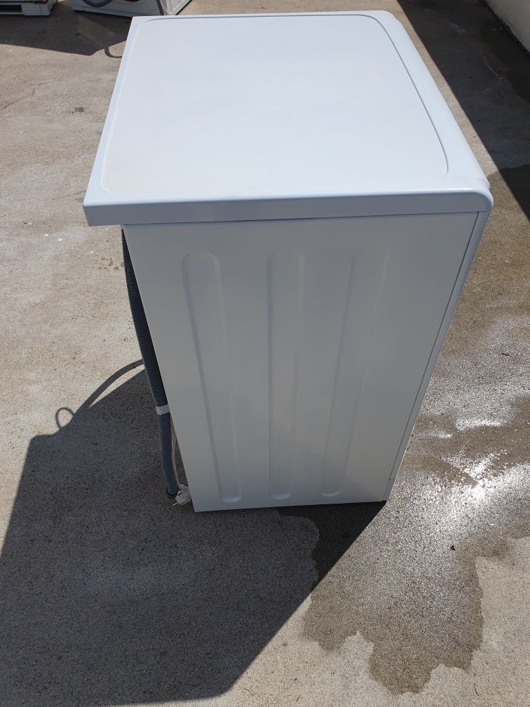 Maquina Lavar Roupa Indesit como Nova
