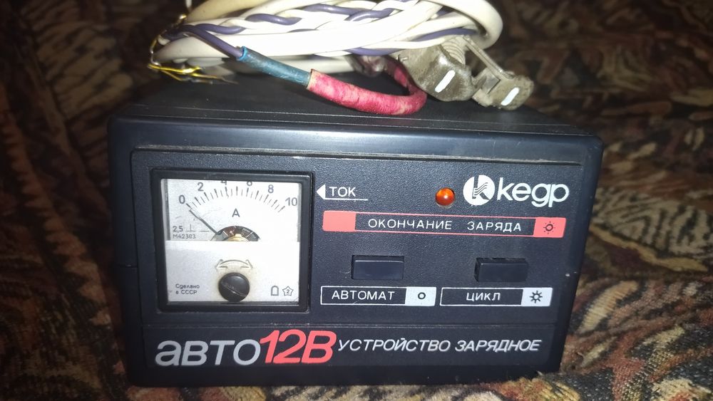 КЕДР АВТО 12В Зарядное-десульфатирующее автоматическое устройство.
