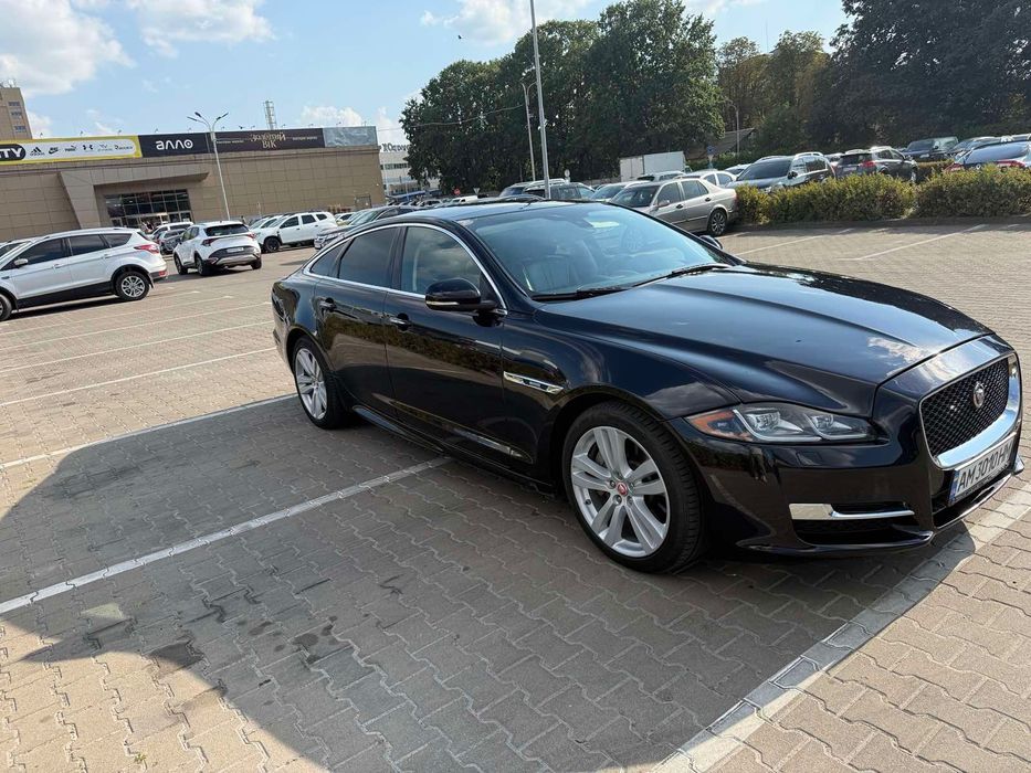 Продам авто Jaguar XJ 2015 р.в.