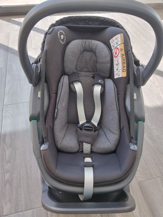 Carro Zelia bebe confort + ovo coral + base isofix