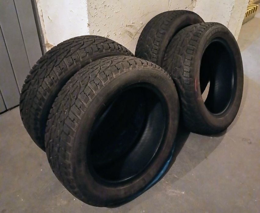 Opony zimowe Kormoran (4szt. komplet) 205/55 R16 - REZERWACJA