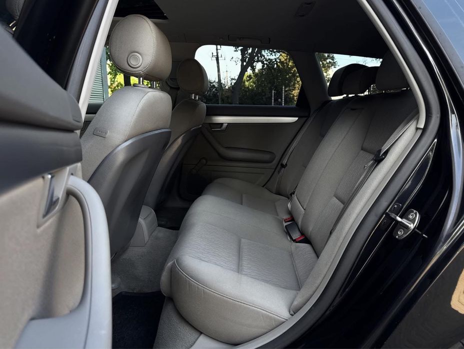 Audi A4 B7 2.0 MPI бензин, автомат