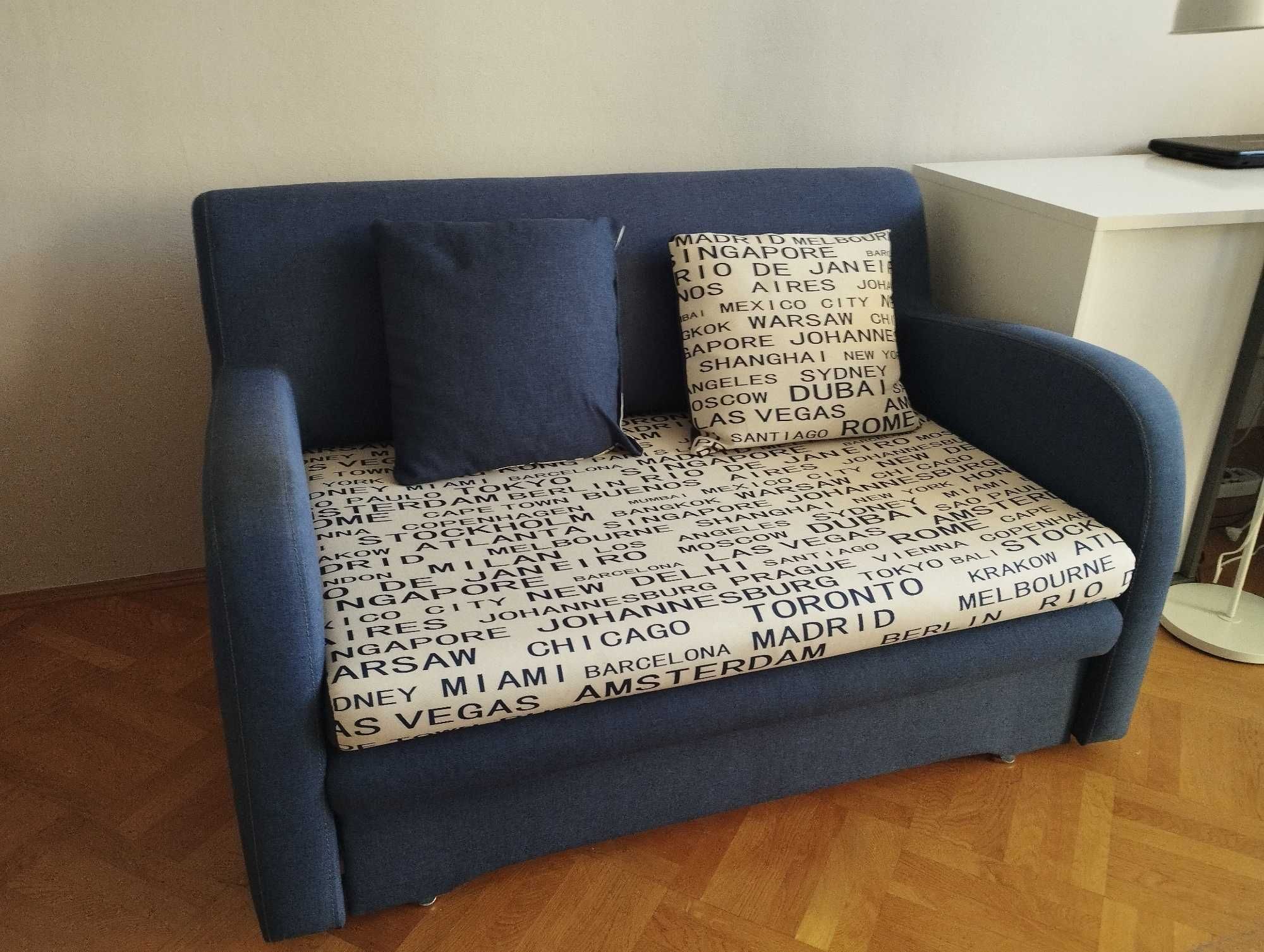 sofa rozkładana, z pojemnikiem na pościel