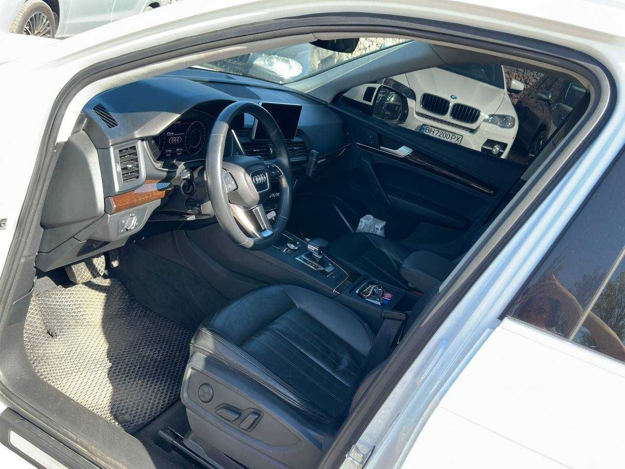 Авто Audi Q5 2018