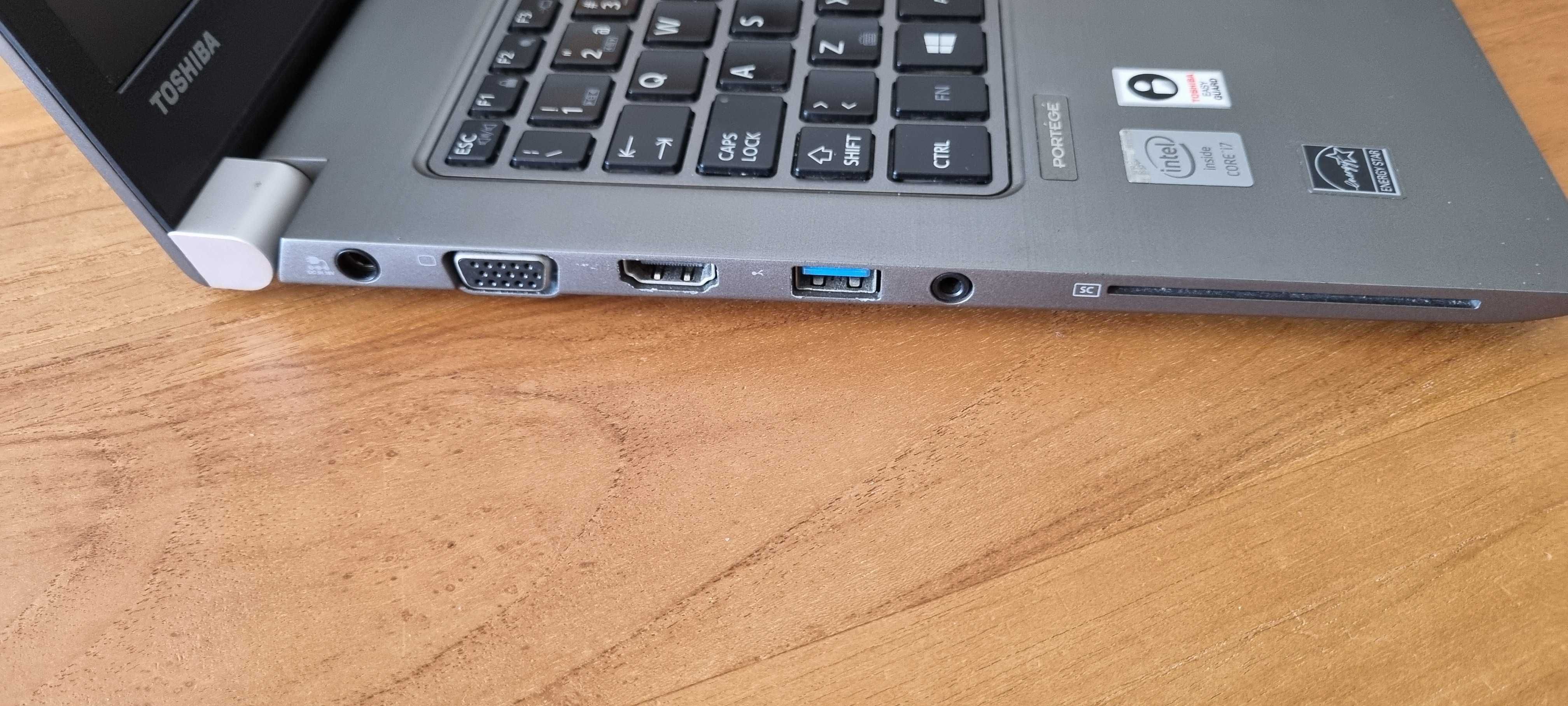 TOSHIBA PORTEGE Z30-A Ultrabook 13.3’ Intel Core i7 8GB RAM - 1.2kg
