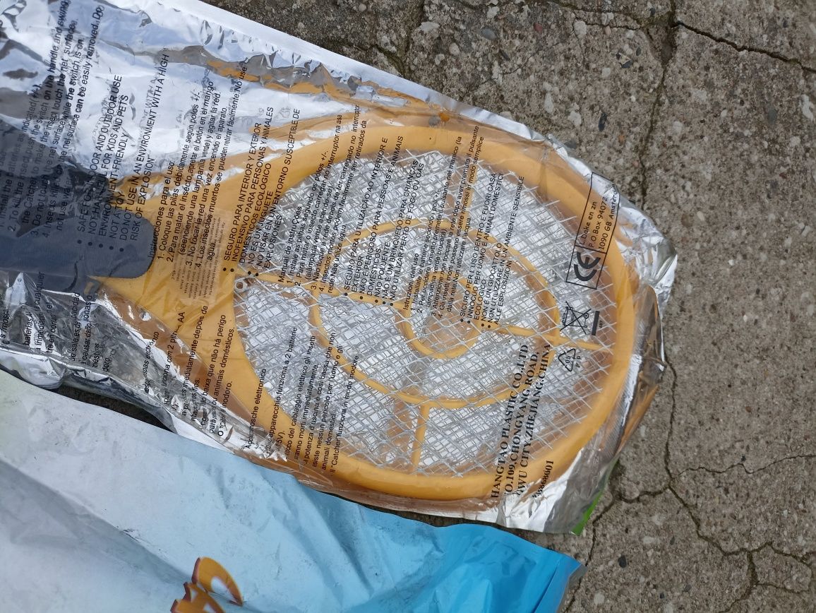 Elektryczne łapki na muchy i komary 3 sztuki