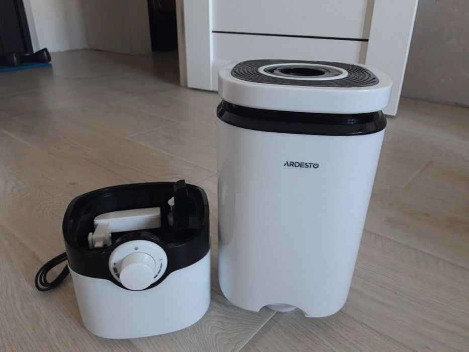 Увлажнитель воздуха Ardesto USH-M-BTN-4L-W