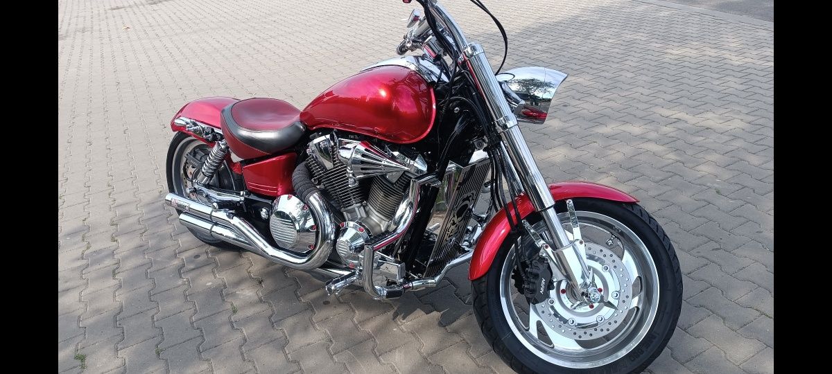 Sprzedam Honda VTX1800C