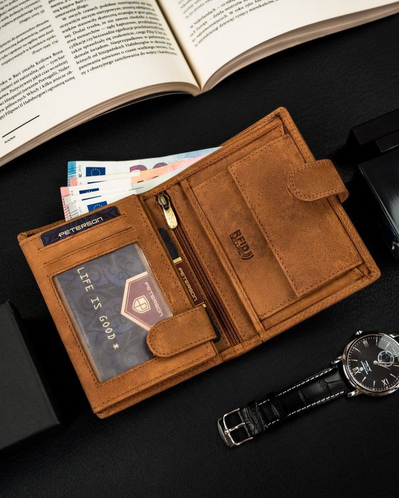 nubukowy portfel męski z systemem rfid protect - peterson
