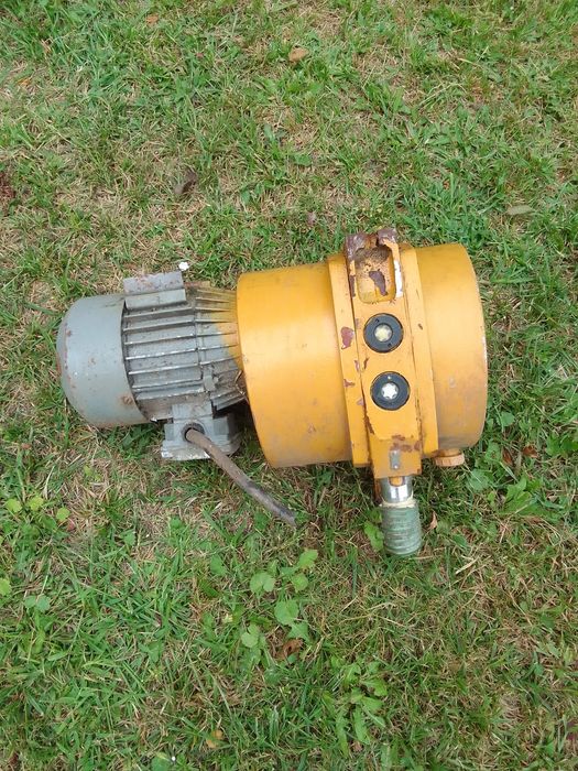 Sprzedam silniki do suwnicy