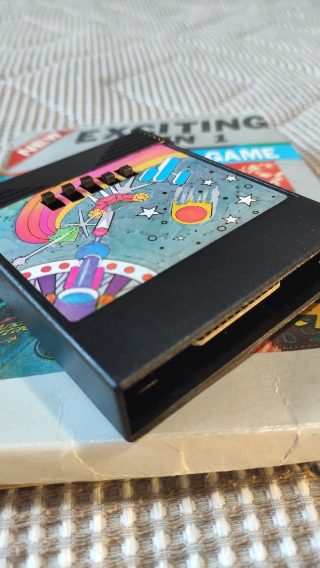 Vendo jogo para Atari 2600 32 jogos em 1