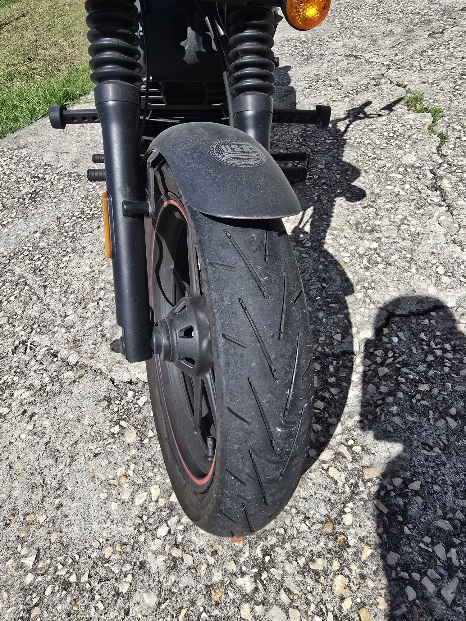 Mota 125  renegade de garagem como nova