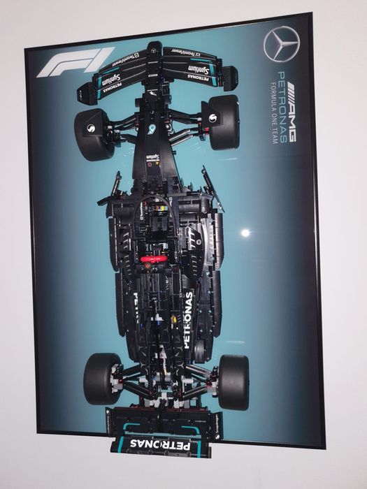 Vendo quadro para lego f1 mercedes amg moldura madeira