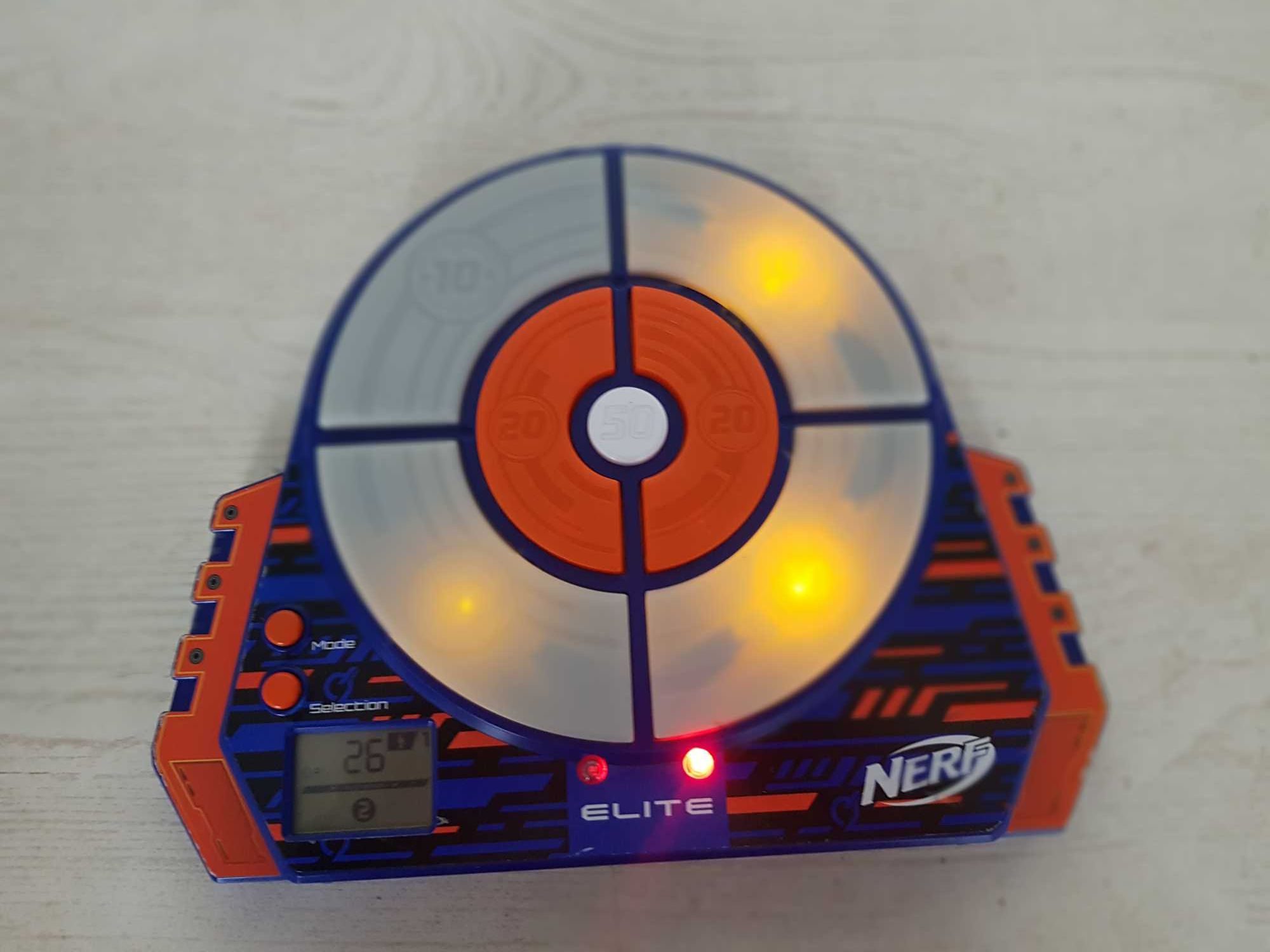 Nerf Nero 125 cyfrowa tarcza .