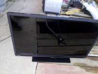 toshiba 32l1343dg  lcd 32cala  nie włącza sie , z niemiec