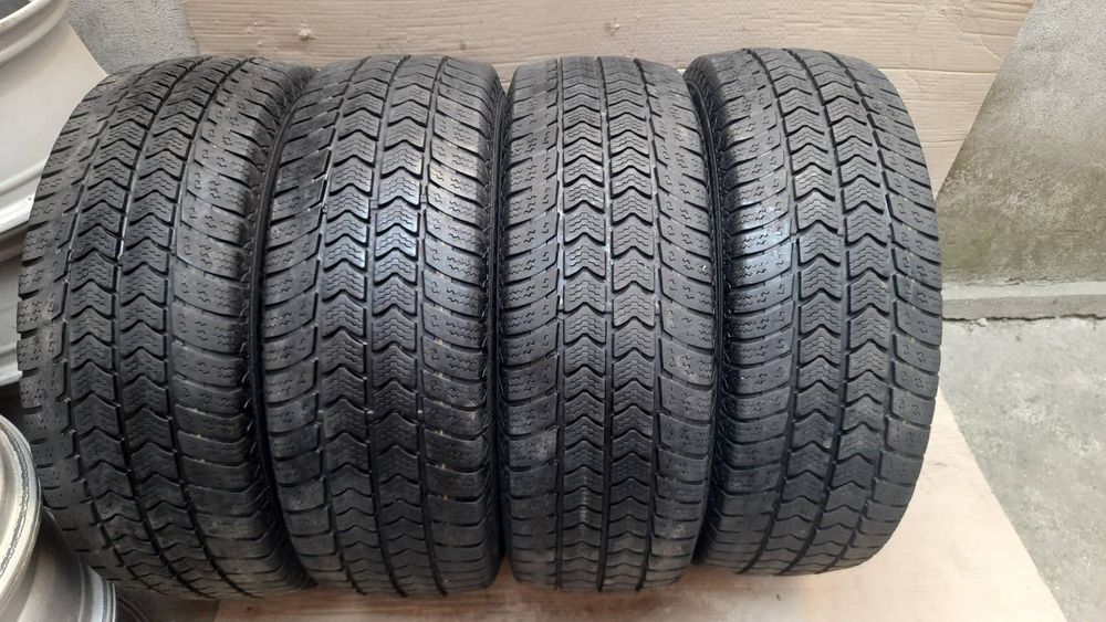Continental 225/65/16c