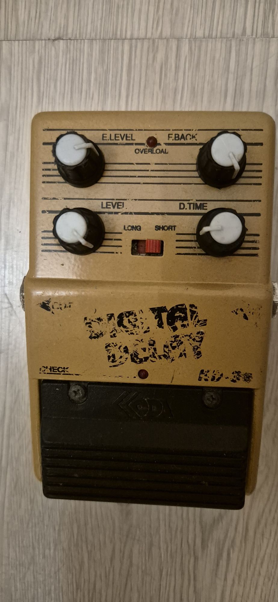 Koda Digital Delay KD-36 (gniazdko Boss) echo cyfrowe efekt kostka