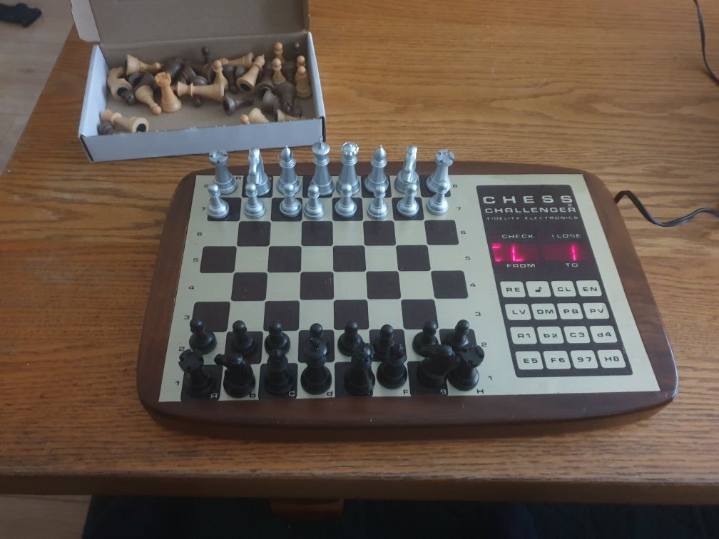 Szachy chess chalanger