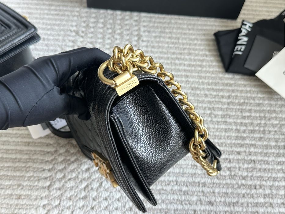Жіноча сумка Chanel Boy 25×20 | Чорна класика