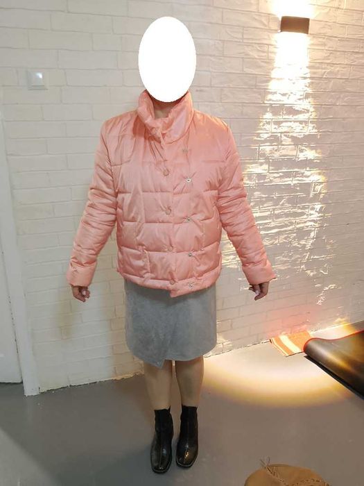 Куртка женская, цвет персик