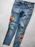 Jeansy spodnie haftowane XS 34 Toxik rozdarcia przetarcia