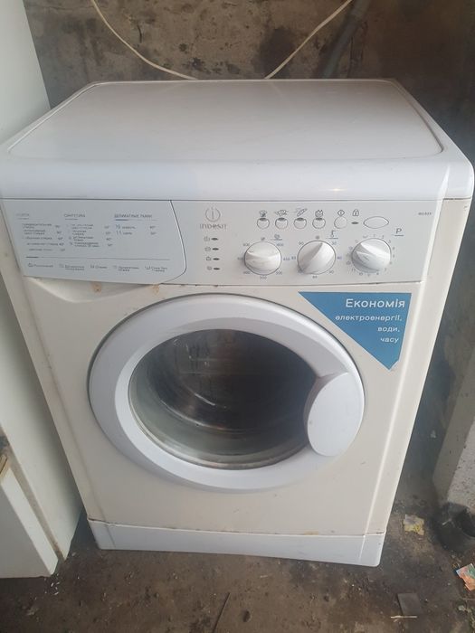 Стиральная машинка Indesit