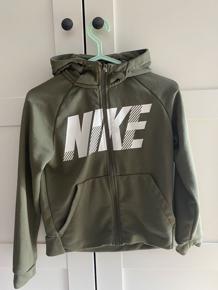 Bluza nike rozm. M 137 - 146