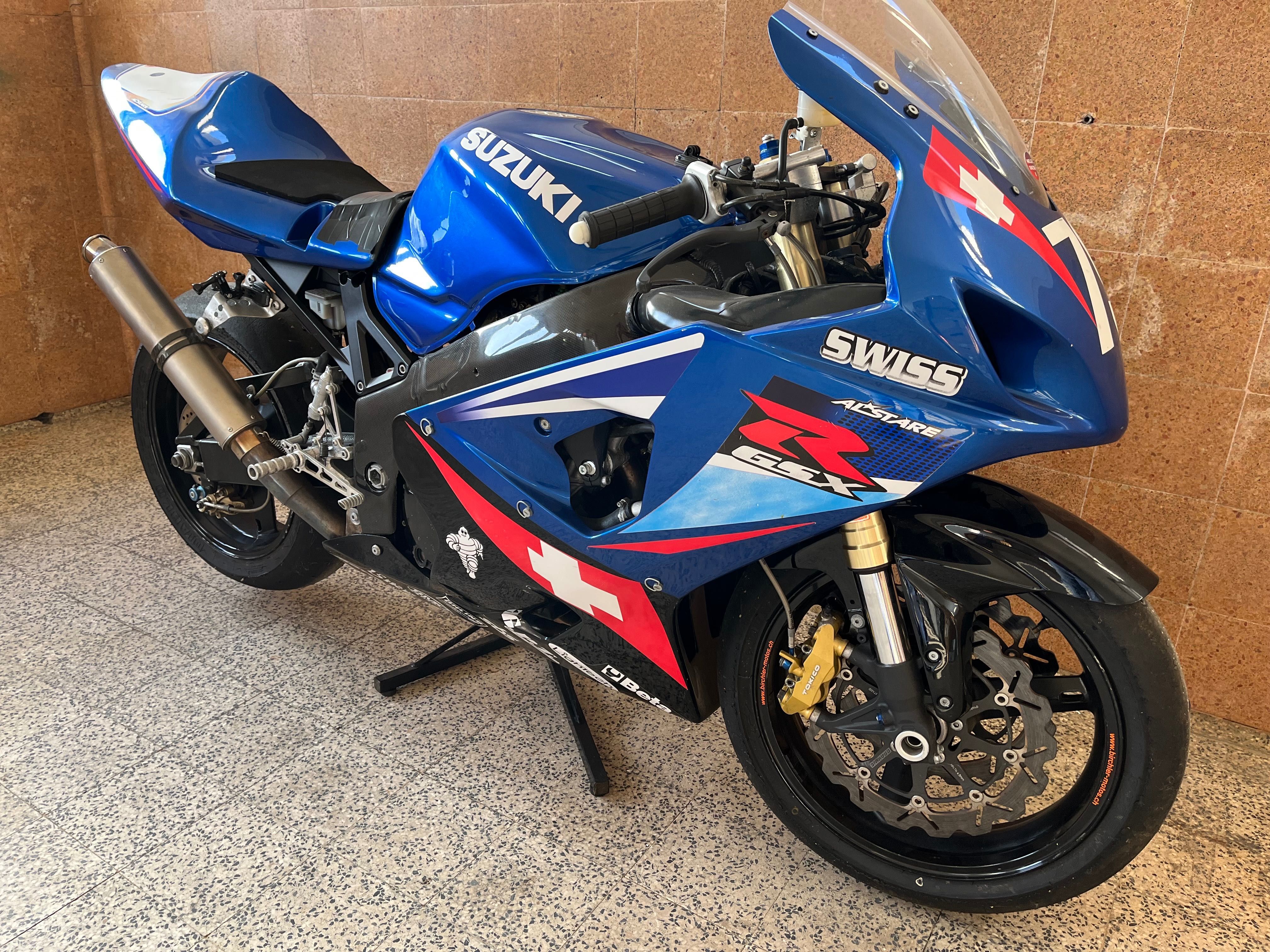 Suzuki gsxr 750 modelo k5