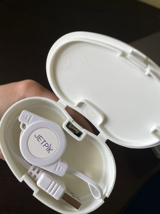 Іригатор Jetpik для чистки зубів