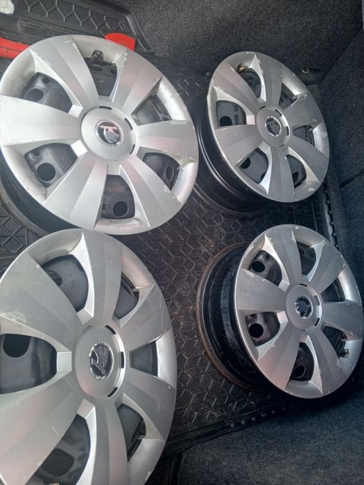 Диски з ковпаками Шкода Октавія Тур r15 5*100