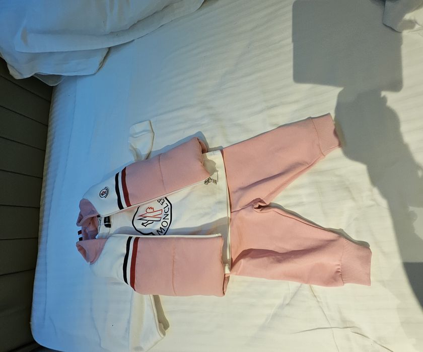 Dresik różowy kmpl 3cz. Moncler 6/9m