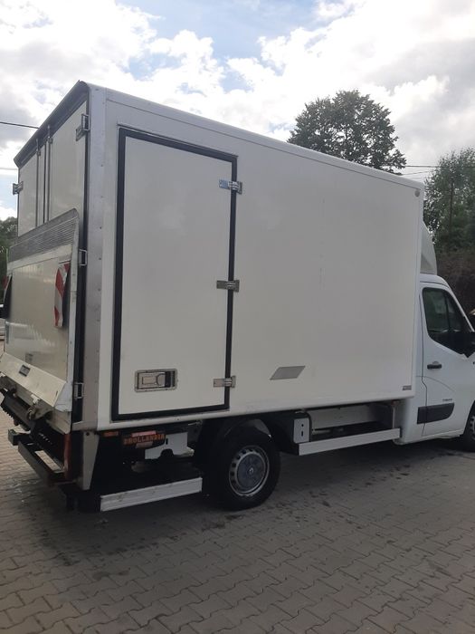 Wynajem busów dostawczych ,chłodnia winda przewóz rzeczy przeprowadzki