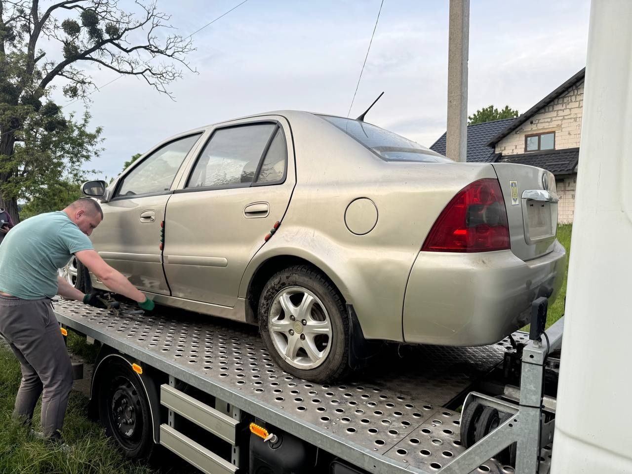 Разборка Geely CK MK MR Emgrand ec7 X7