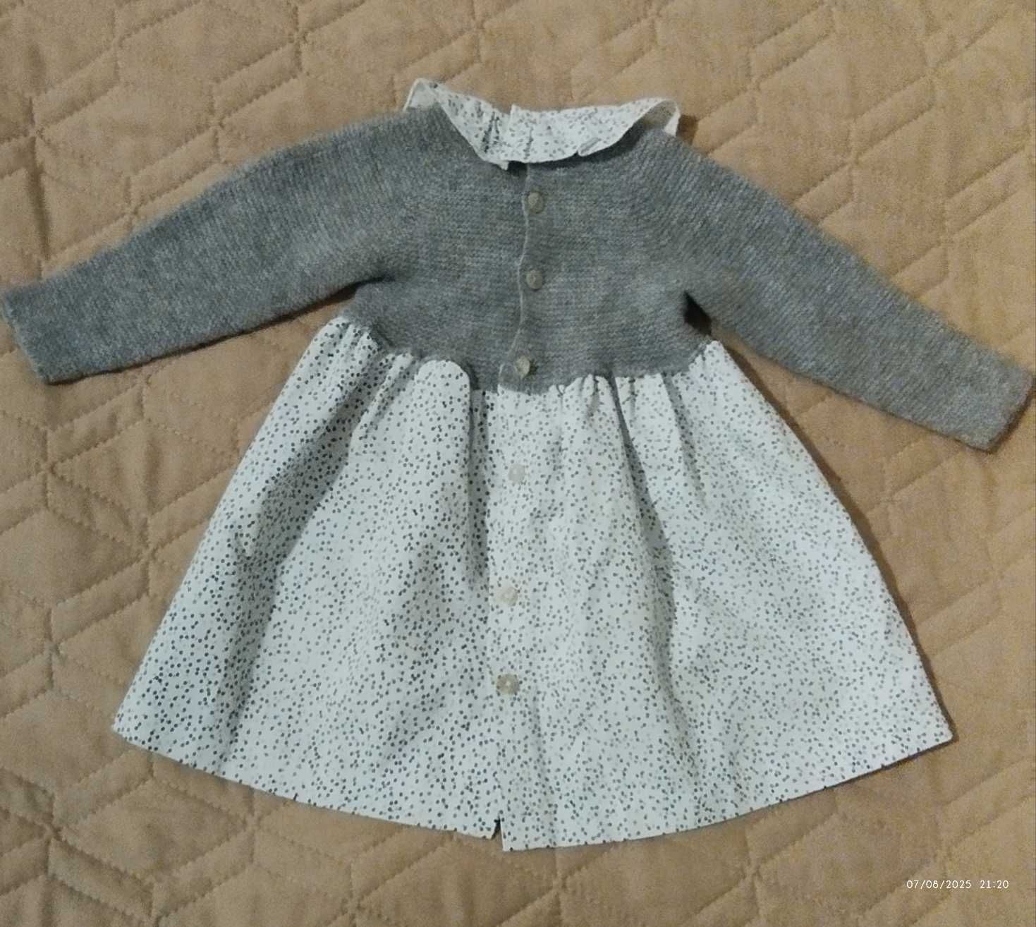 Vestido bebé outono/inverno 6/9 mêses