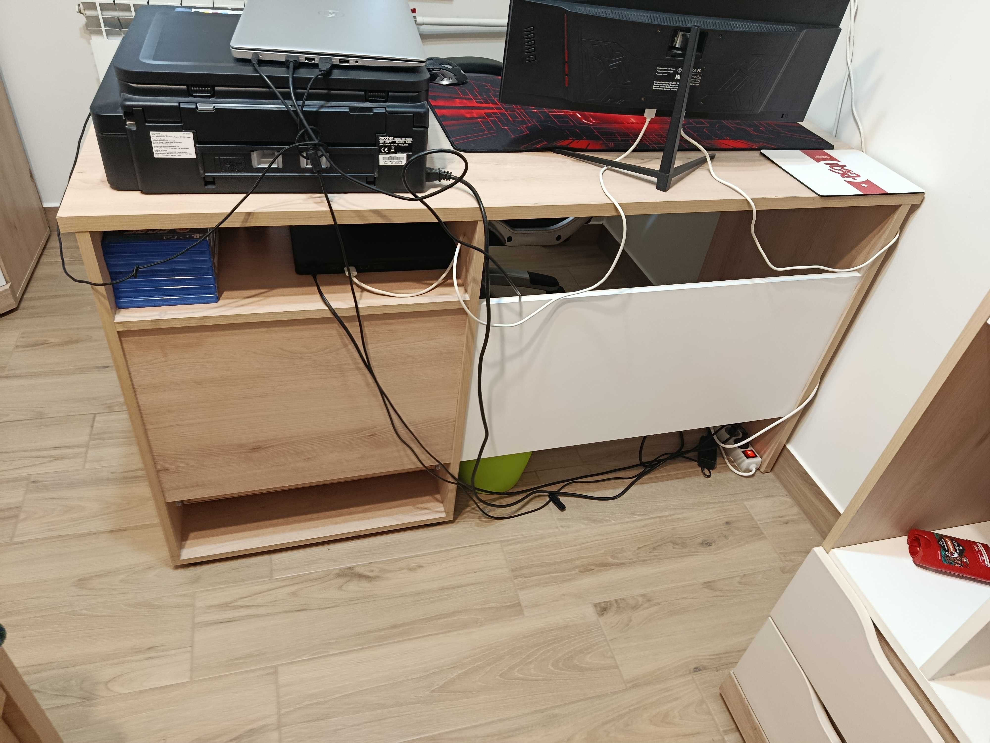 Meble młodzieżowe, duża szafa , 2 słupki,biurko Rzgów