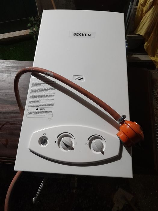 Esquentador com uma semana de uso