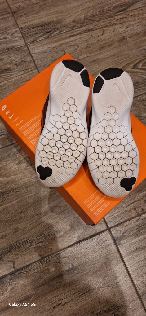 Buty Nike damskie