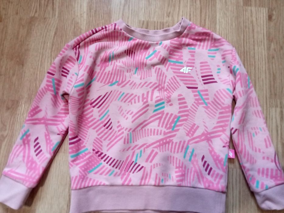 Sweterek przez głowę 4F rozm.116/122