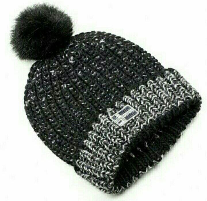 Napapijri зимова шапка. Оригінал.