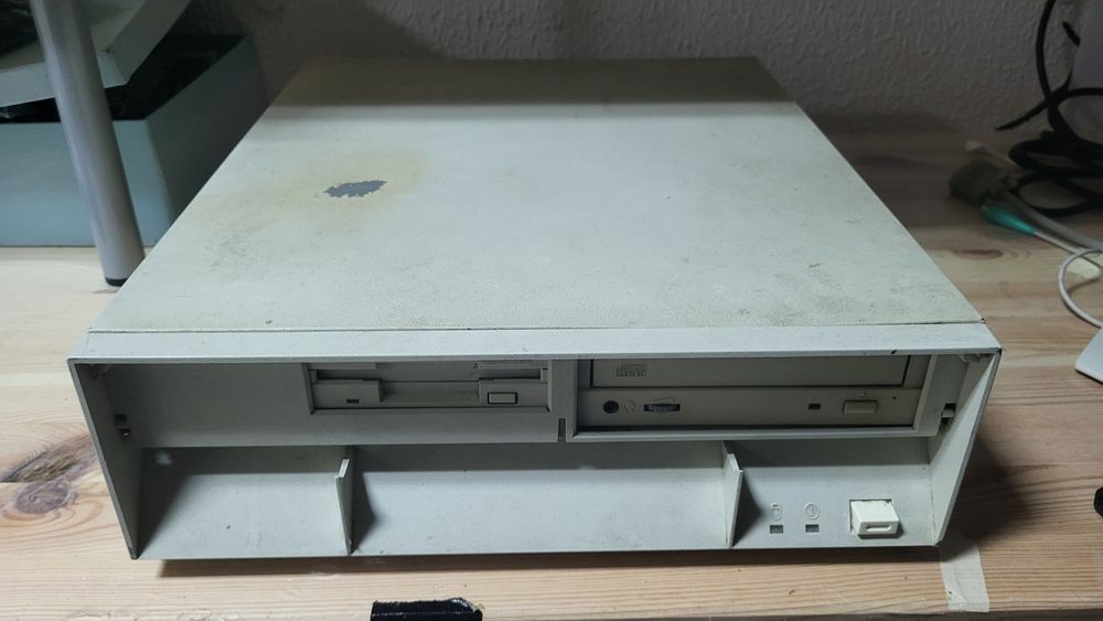 Computador IBM PS1 486SX 32MB RAM