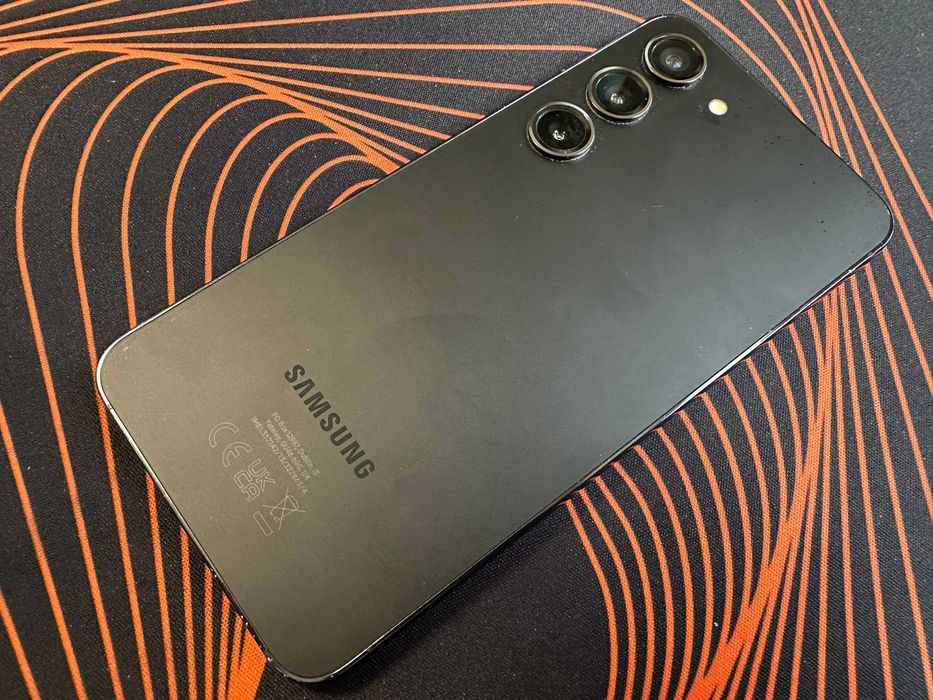 Samsung Galaxy S23 256GB czarny Gwarancja luty 2024