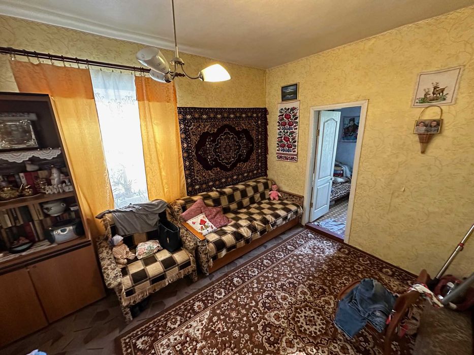 Продається заміський будинок, смт Студеники, 93км траси Київ-Харків